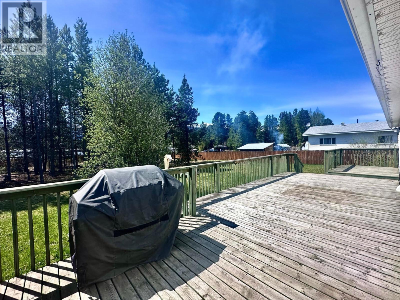 845 BEAVEN CRESCENT - 12