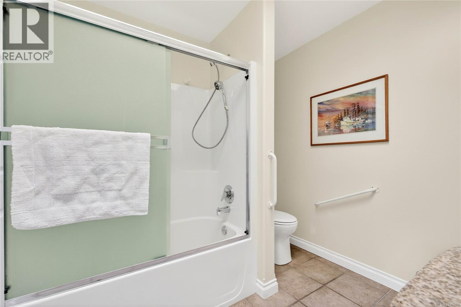  2257 Tarn Place, Duncan