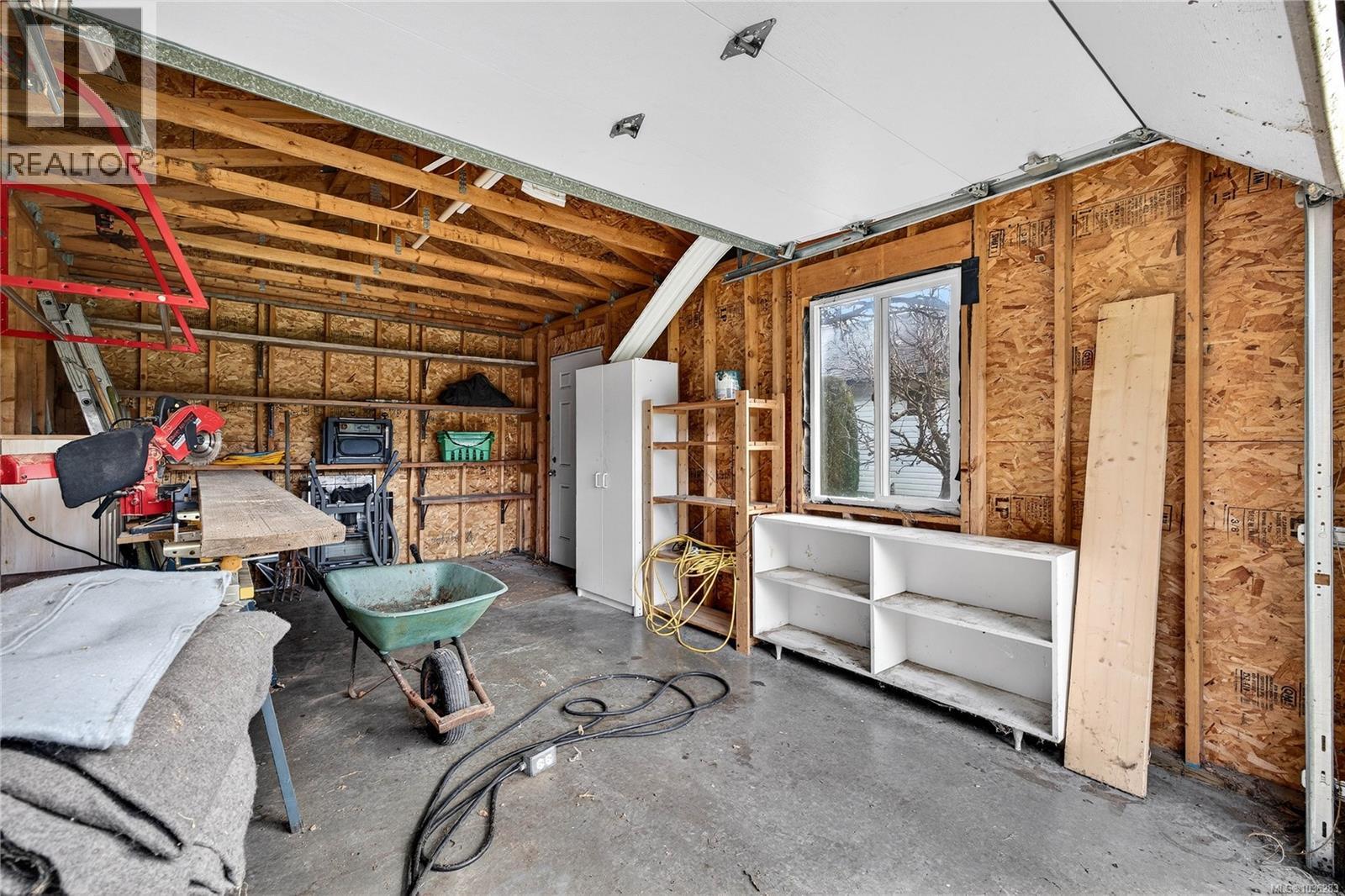  2257 Tarn Place, Duncan