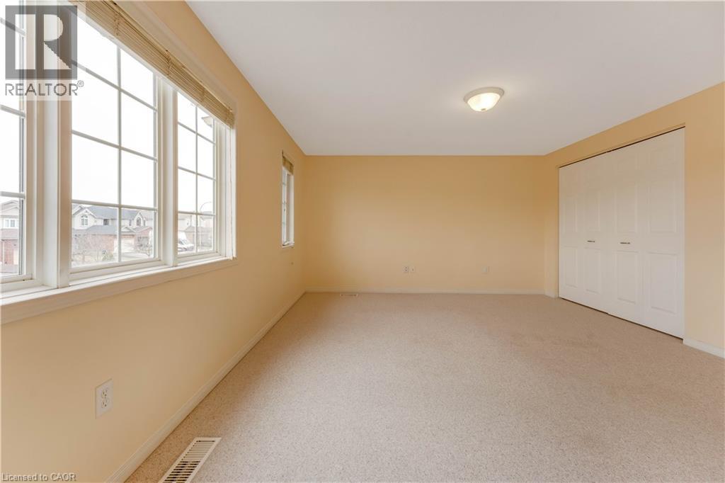 76 TEMPLEWOOD Drive, Kitchener, Ontario, N2R1X3 — Photo 20