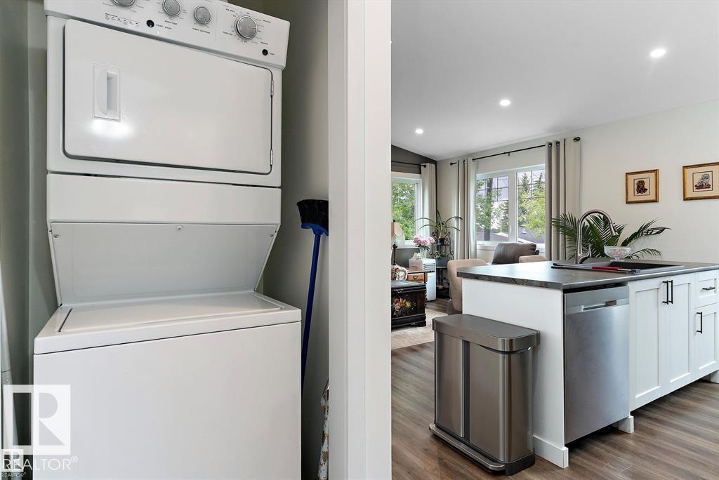 10765 65 ST NW - 55