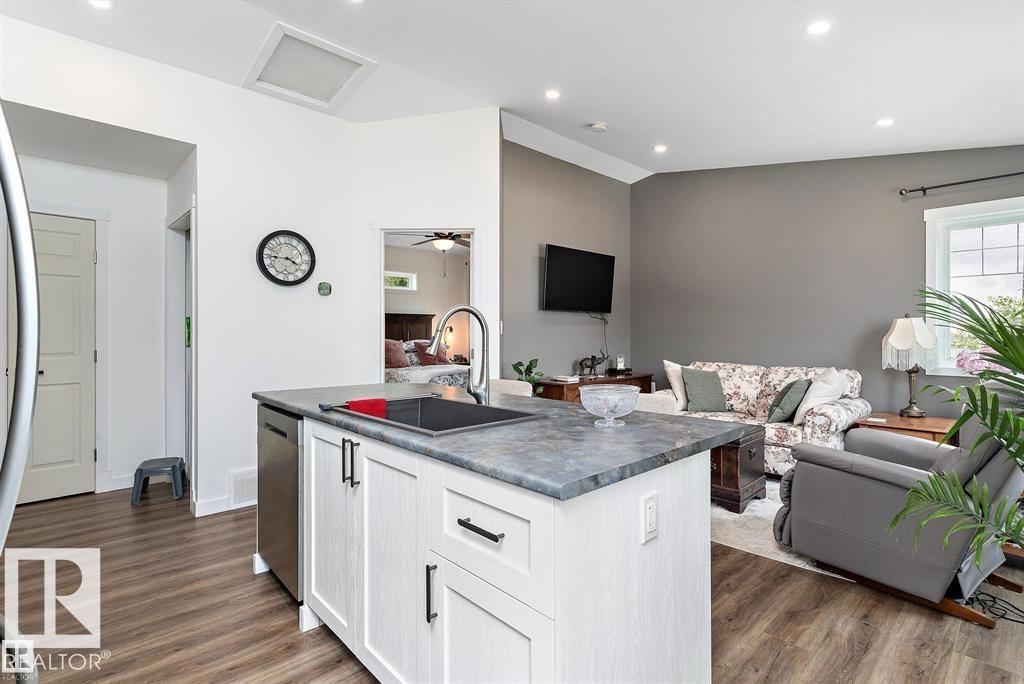 10765 65 ST NW, Edmonton