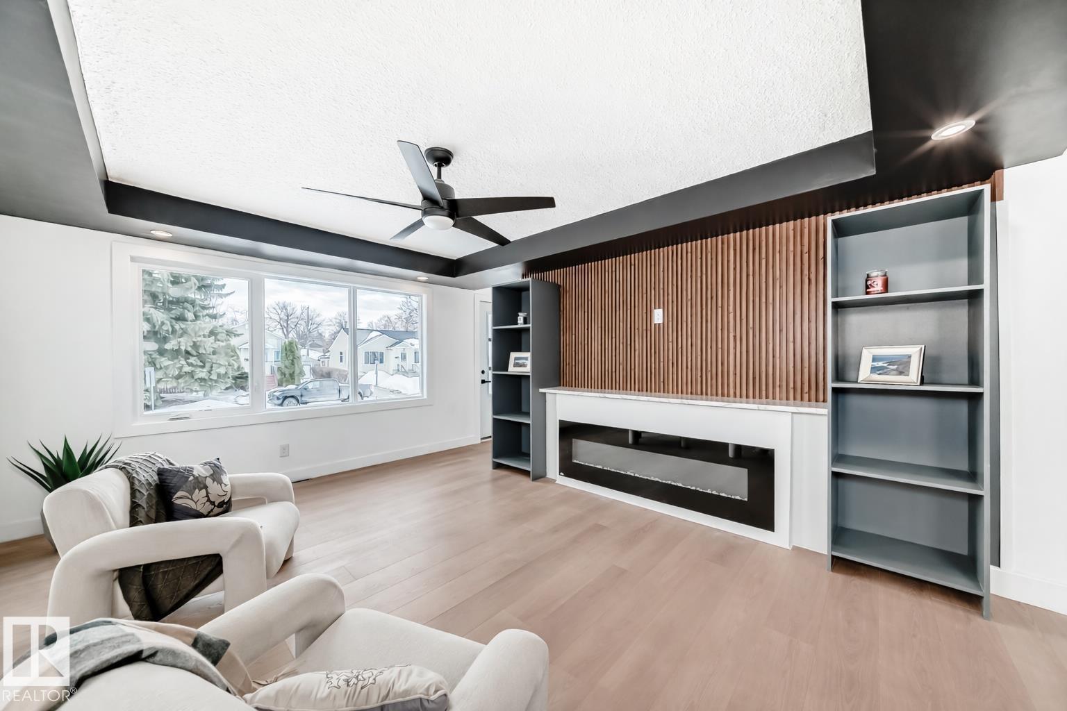 8712 89 AV NW - 19