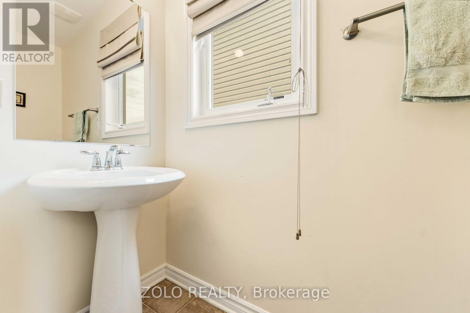3566 CAMBRIAN ROAD - 17