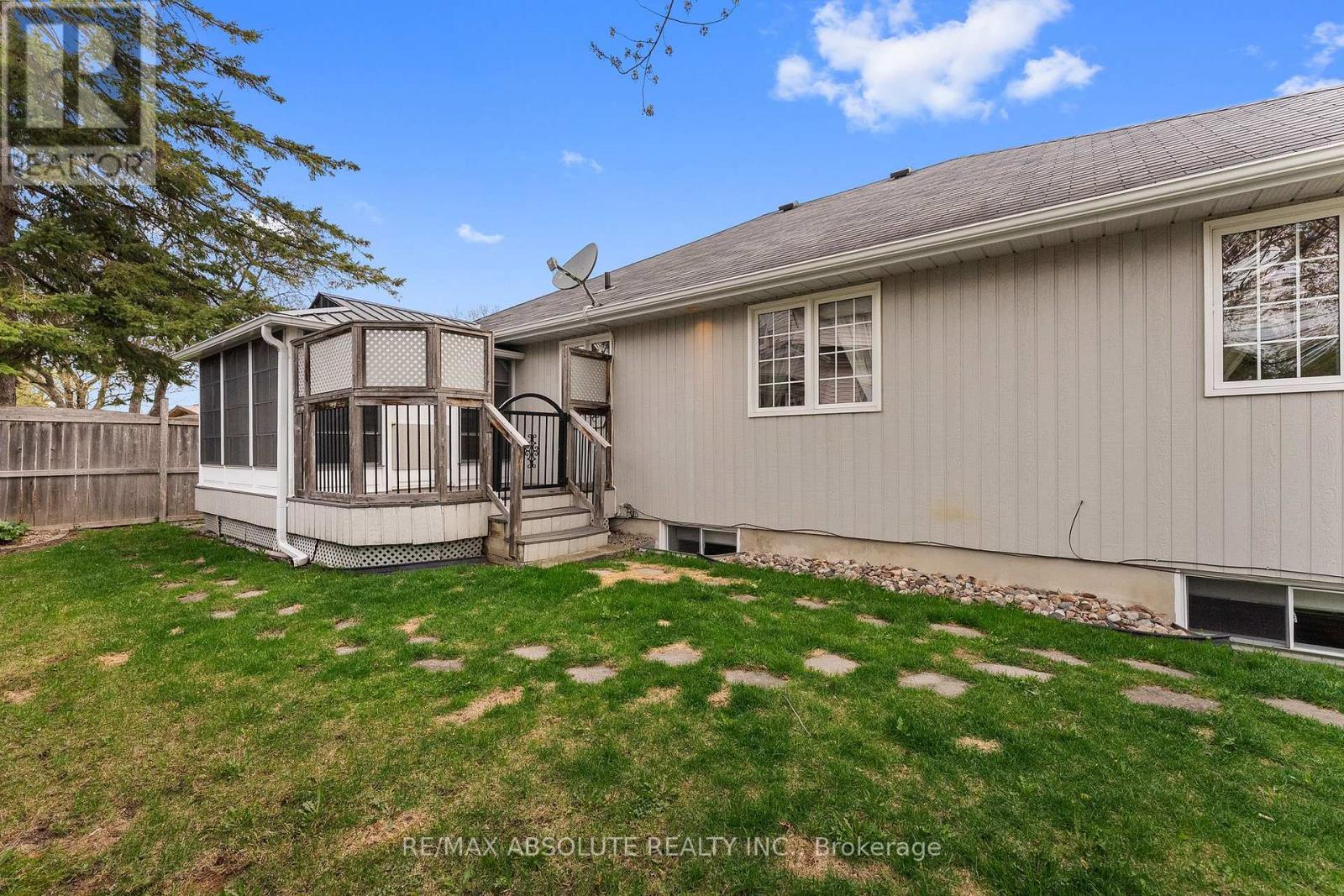 162 DAN STREET - 36