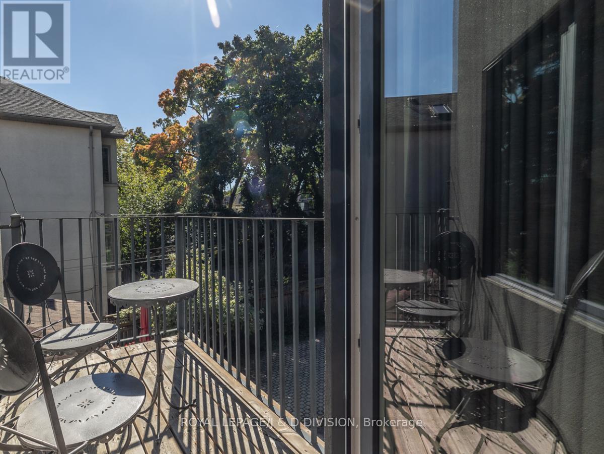 44 STANDISH AVENUE - 23