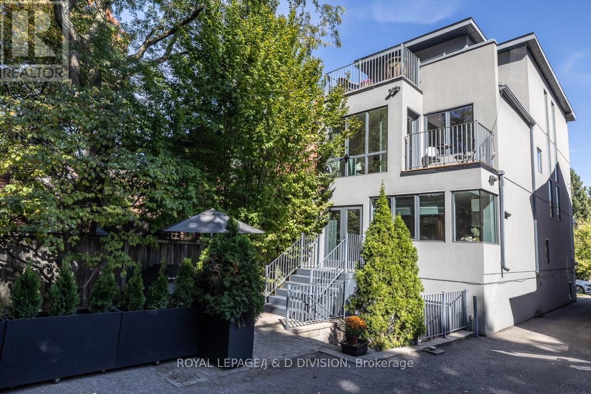 44 STANDISH AVENUE - 48
