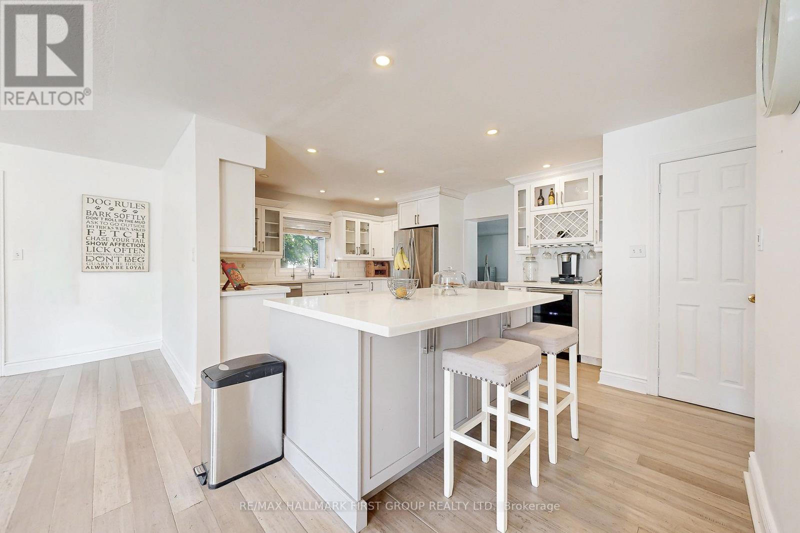 8063 KING STREET - 20