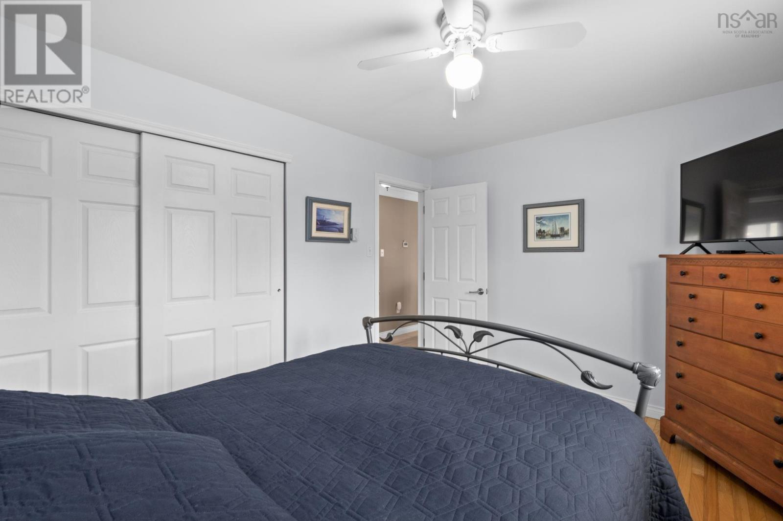 Property 28 of 49 of 94 Noria Crescent