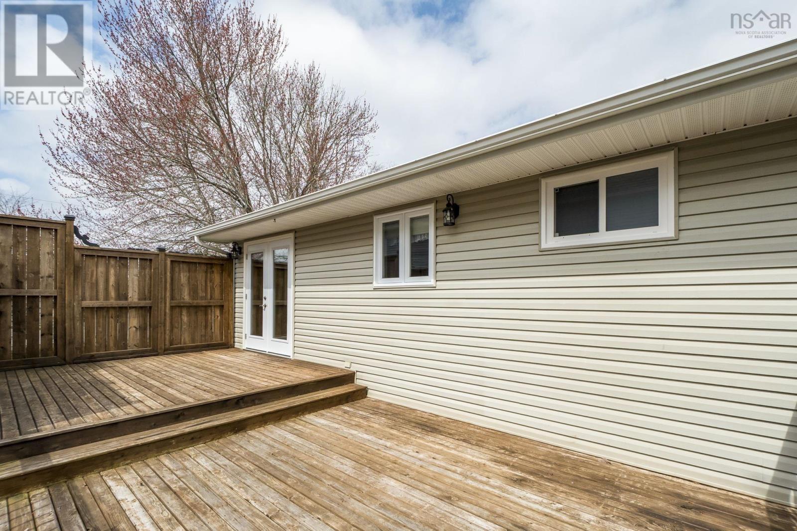 Property 15 of 49 of 94 Noria Crescent