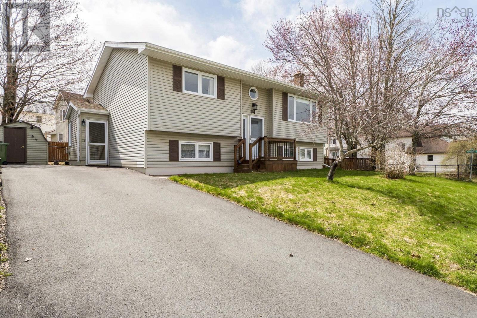 Property 35 of 49 of 94 Noria Crescent