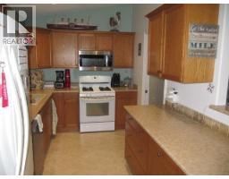 Bedroom 3 - 5031 Easzee Drive, 108 Mile Ranch, BC V0K2Z0 Photo 6