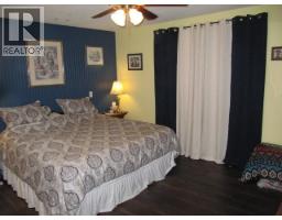 Family room - 5031 Easzee Drive, 108 Mile Ranch, BC V0K2Z0 Photo 8