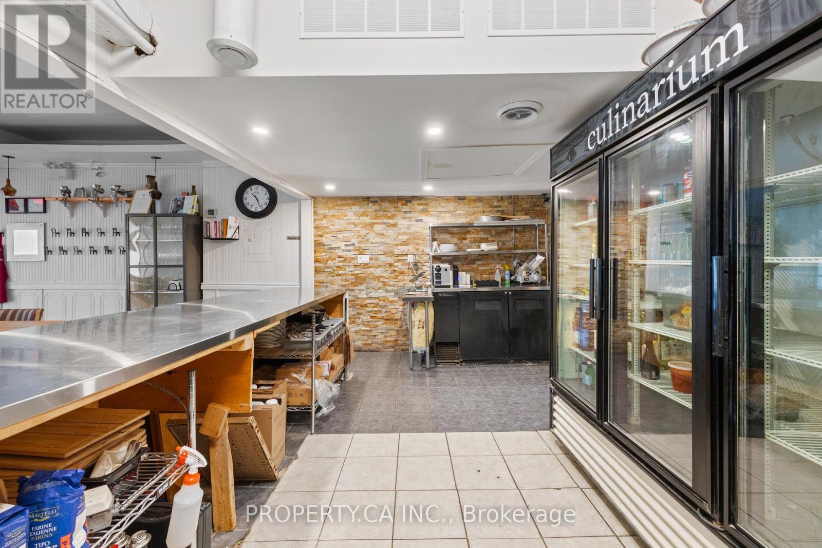 1213 WESTON ROAD - 12
