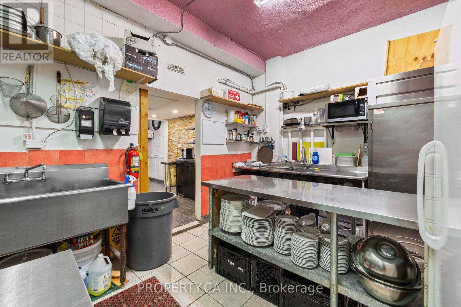 1213 WESTON ROAD - 14
