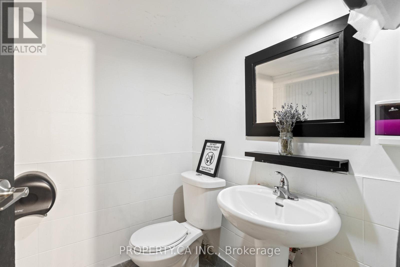 1213 WESTON ROAD - 18