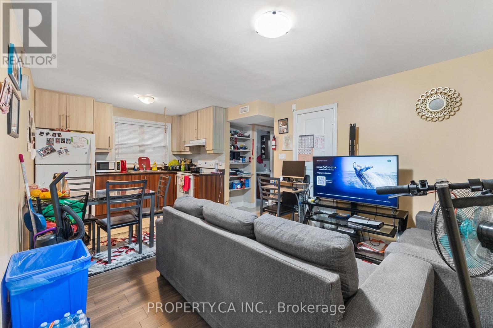 1213 WESTON ROAD - 20