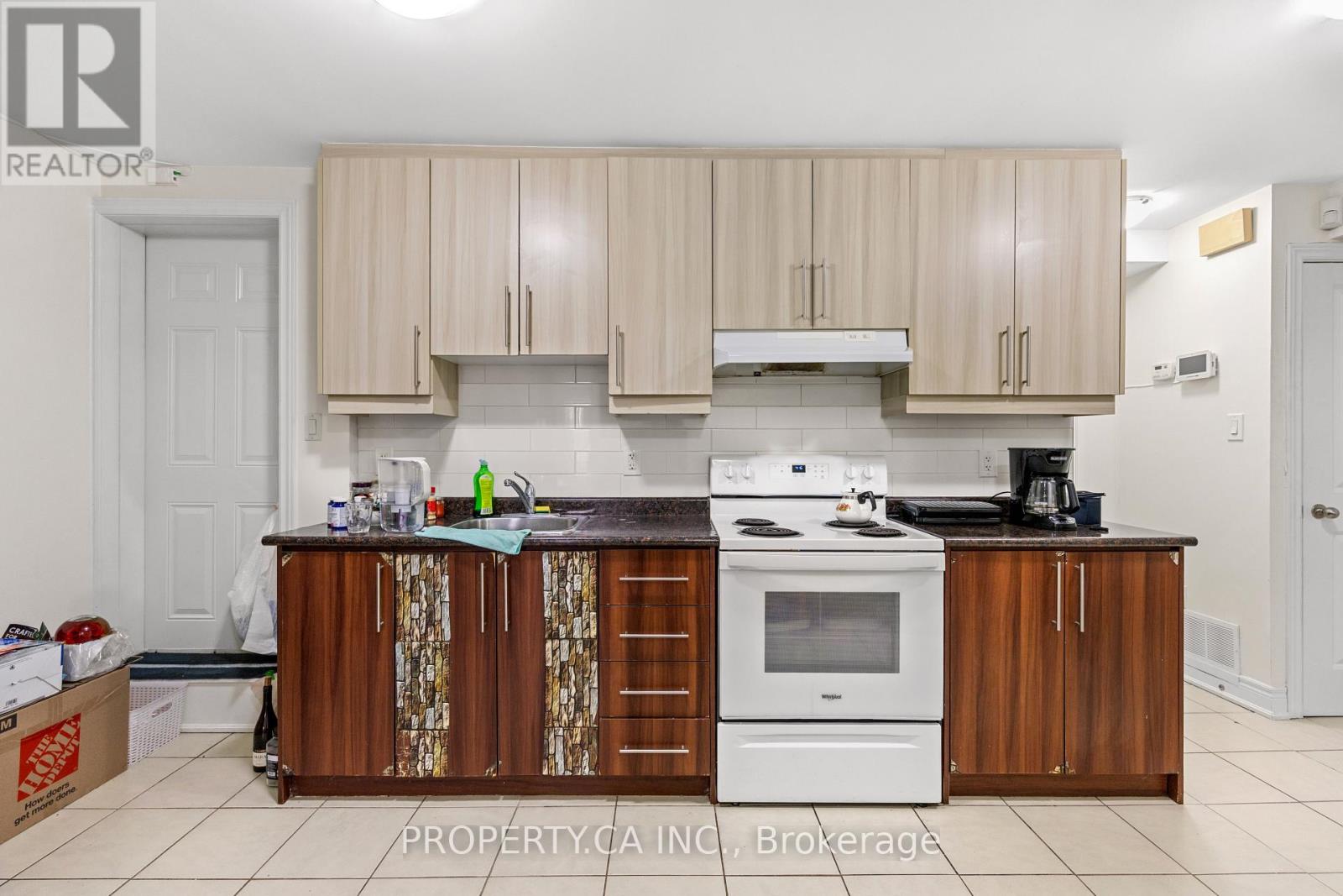 1213 WESTON ROAD - 31