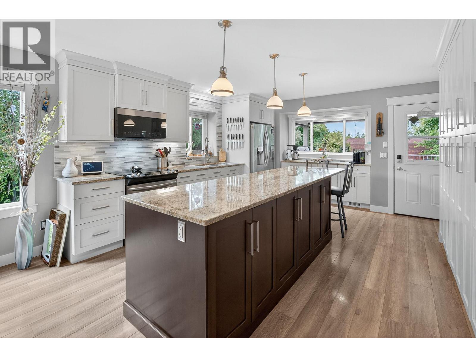 3920 Mowitch Court, Kelowna