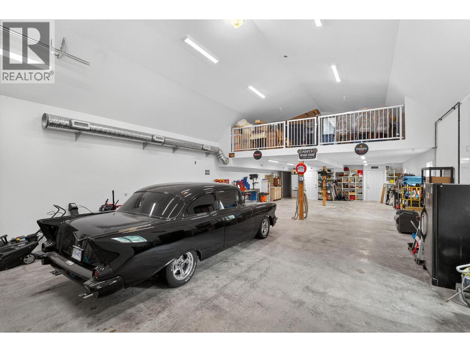 3920 Mowitch Court, Kelowna