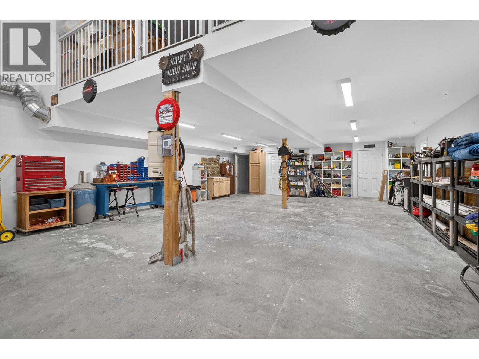 3920 Mowitch Court, Kelowna