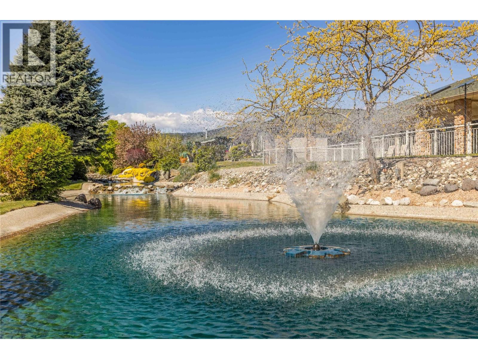 414 2330 Butt Road, West Kelowna