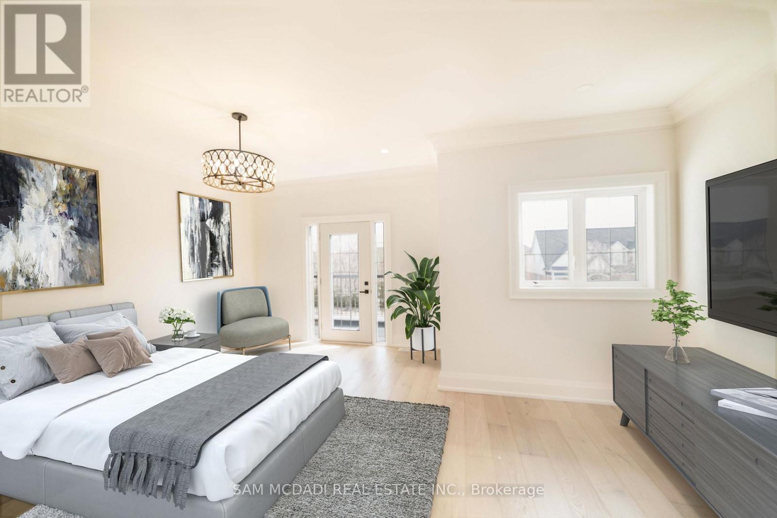 451B MONTREAL CIRCLE - 14