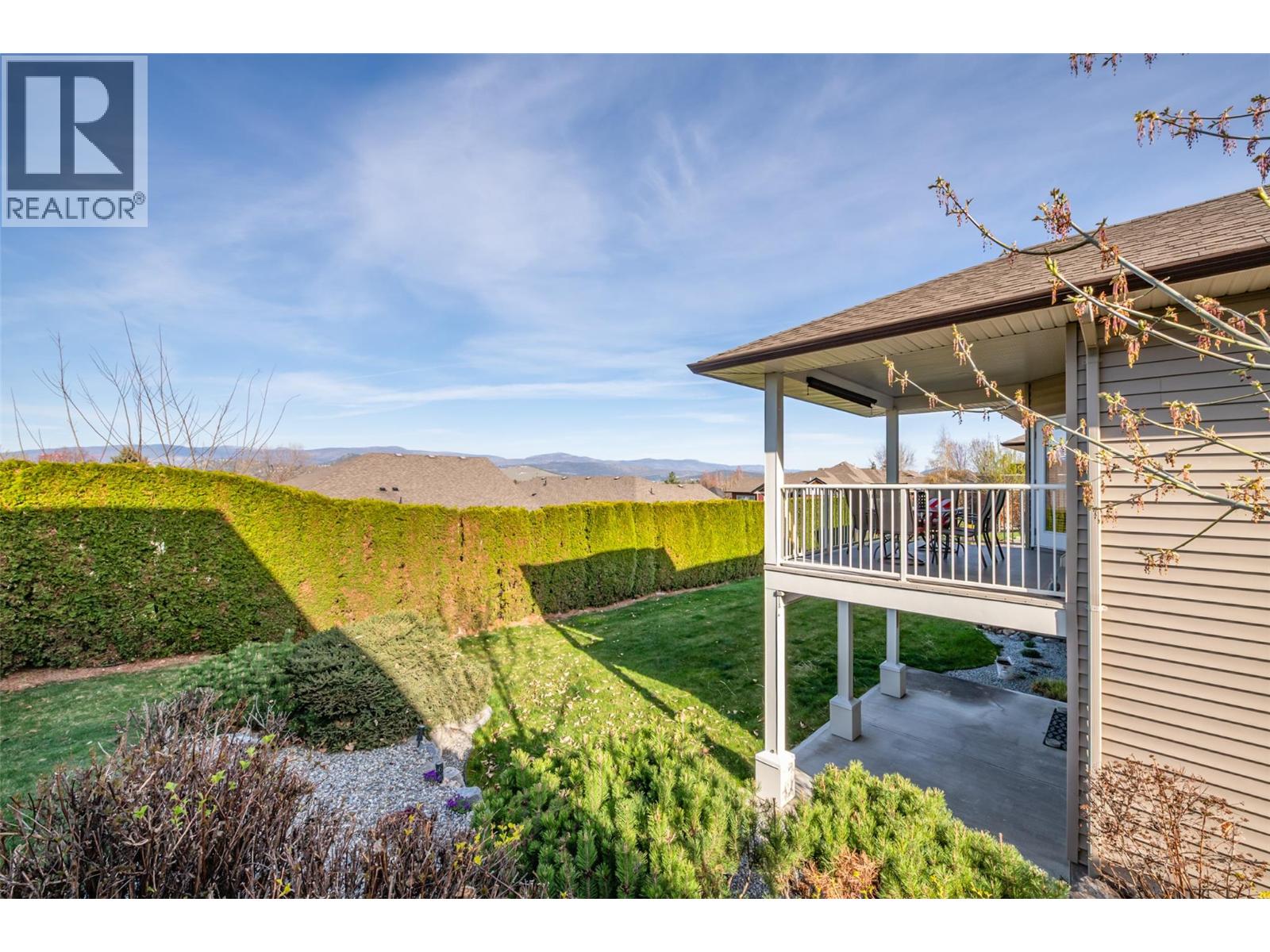 #2 820 McKenzie Road - 21
