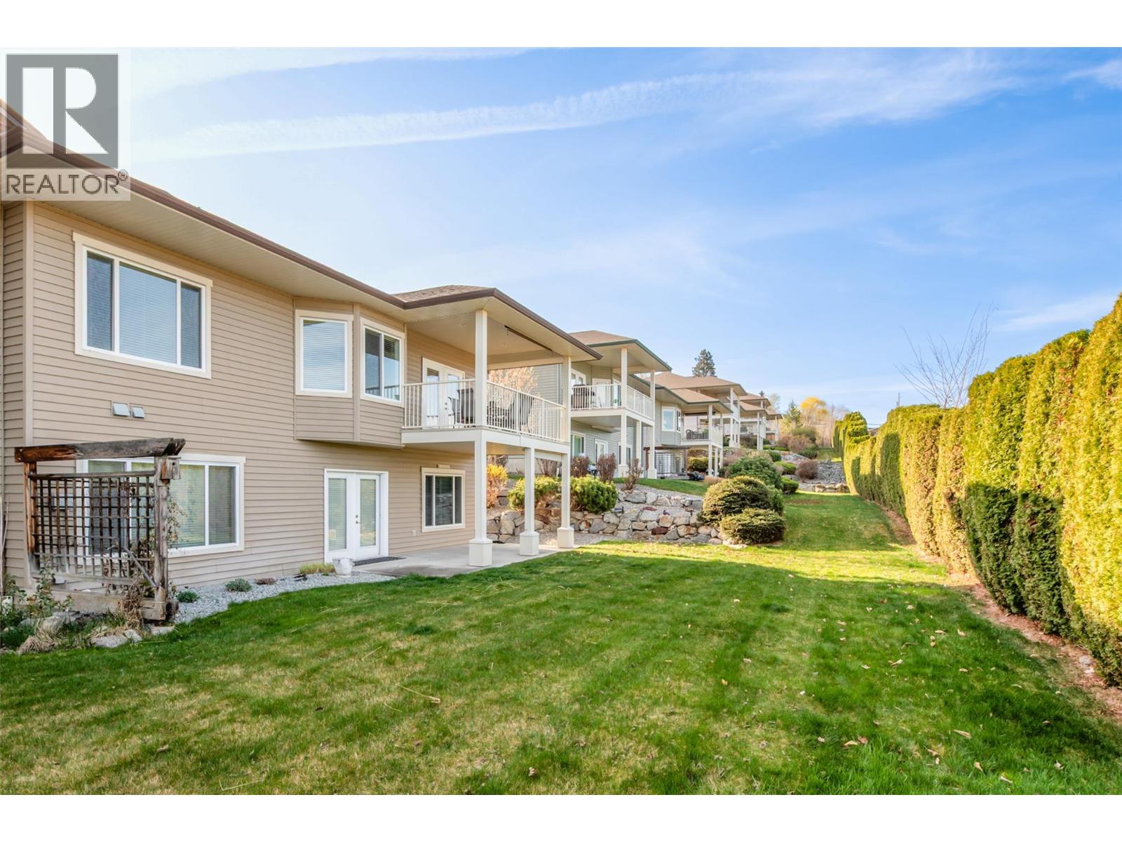 #2 820 McKenzie Road - 24