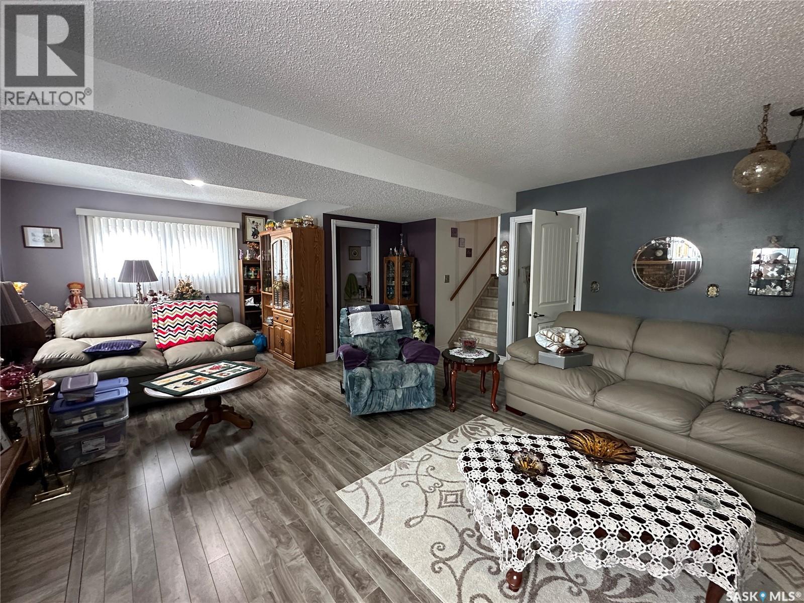 32 4th STREET SE - 26