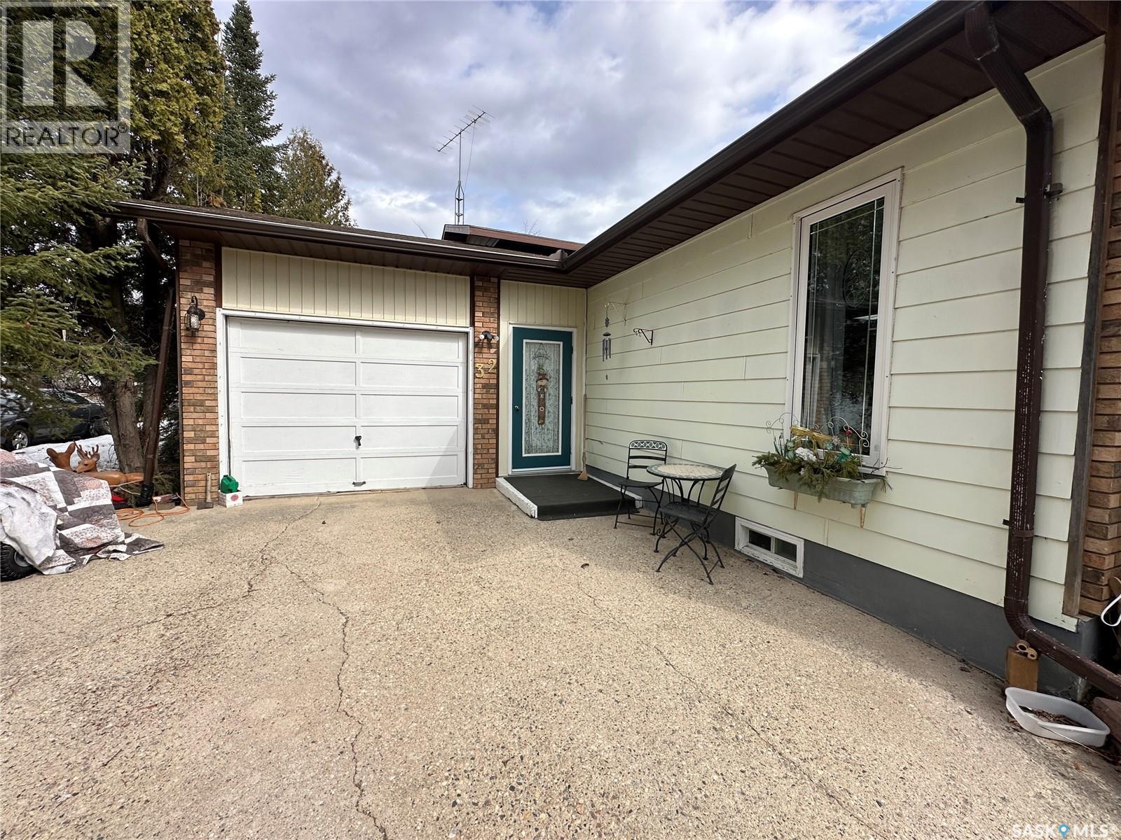 32 4th STREET SE - 34