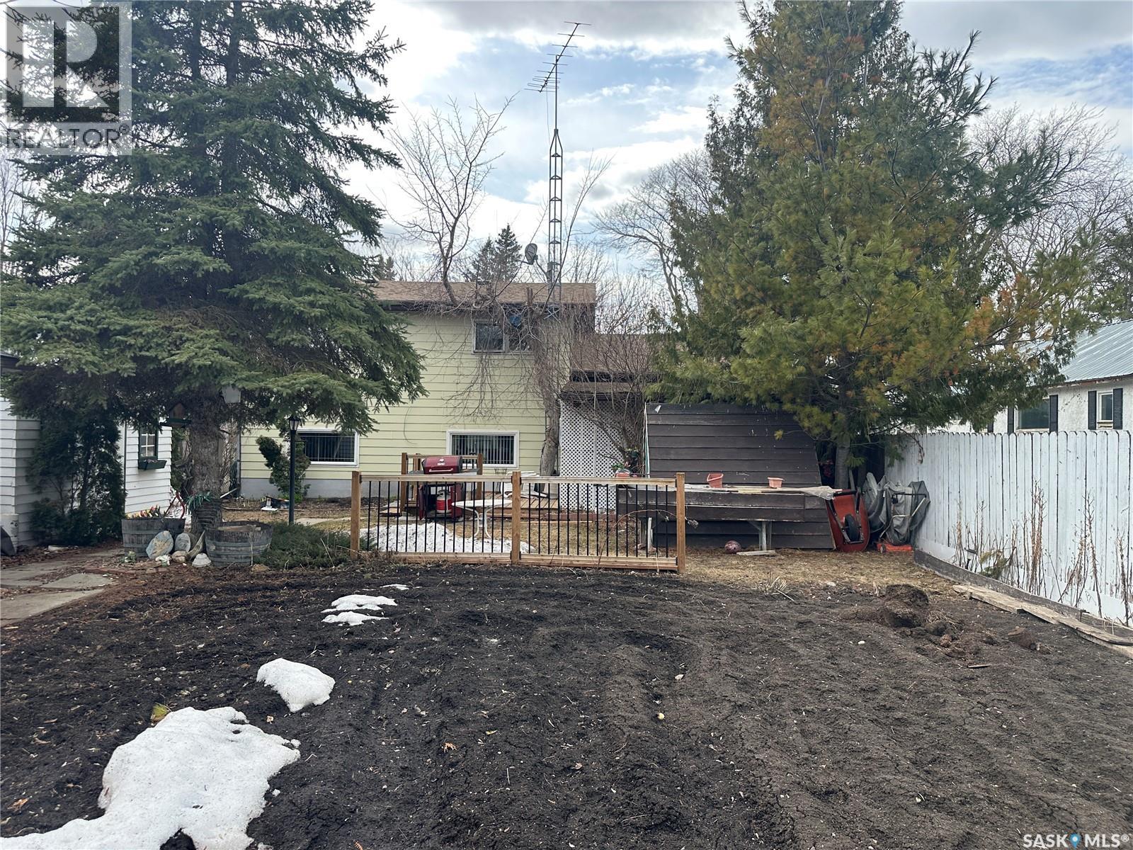 32 4th STREET SE - 40