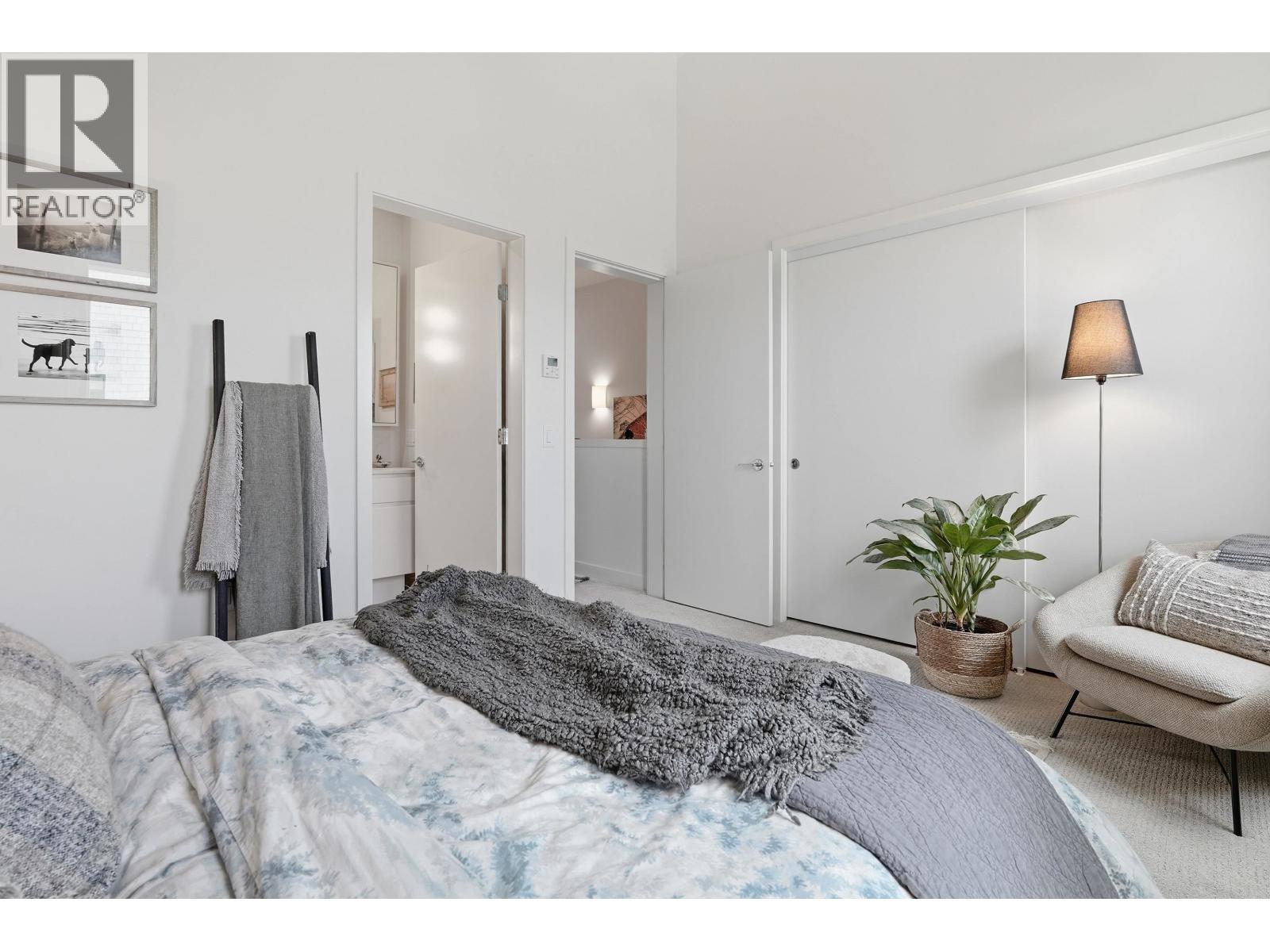 #29-6340 MARKET Avenue, Delta