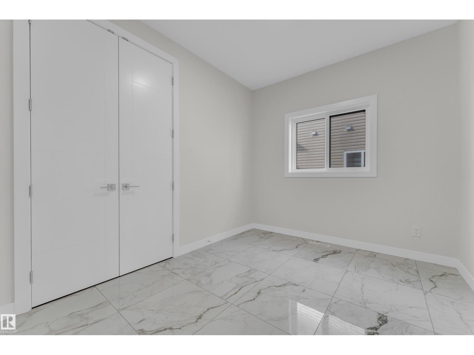 12603 44 ST NW - 10