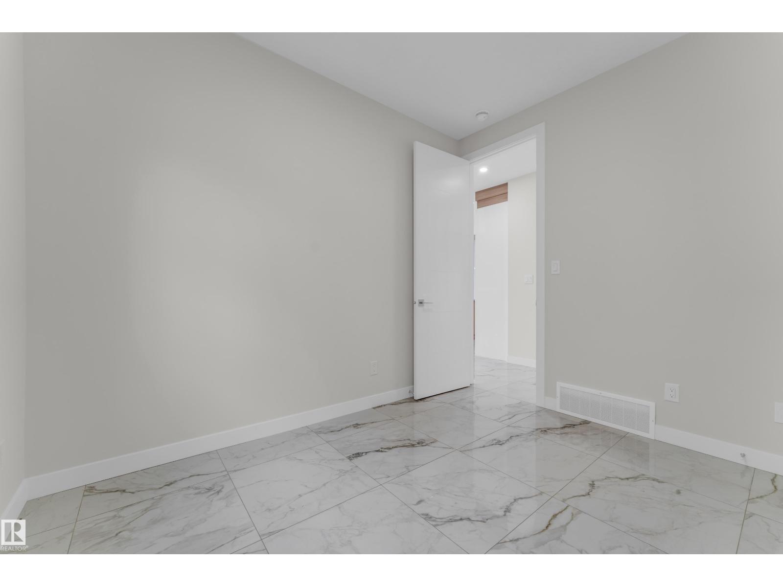 12603 44 ST NW - 11