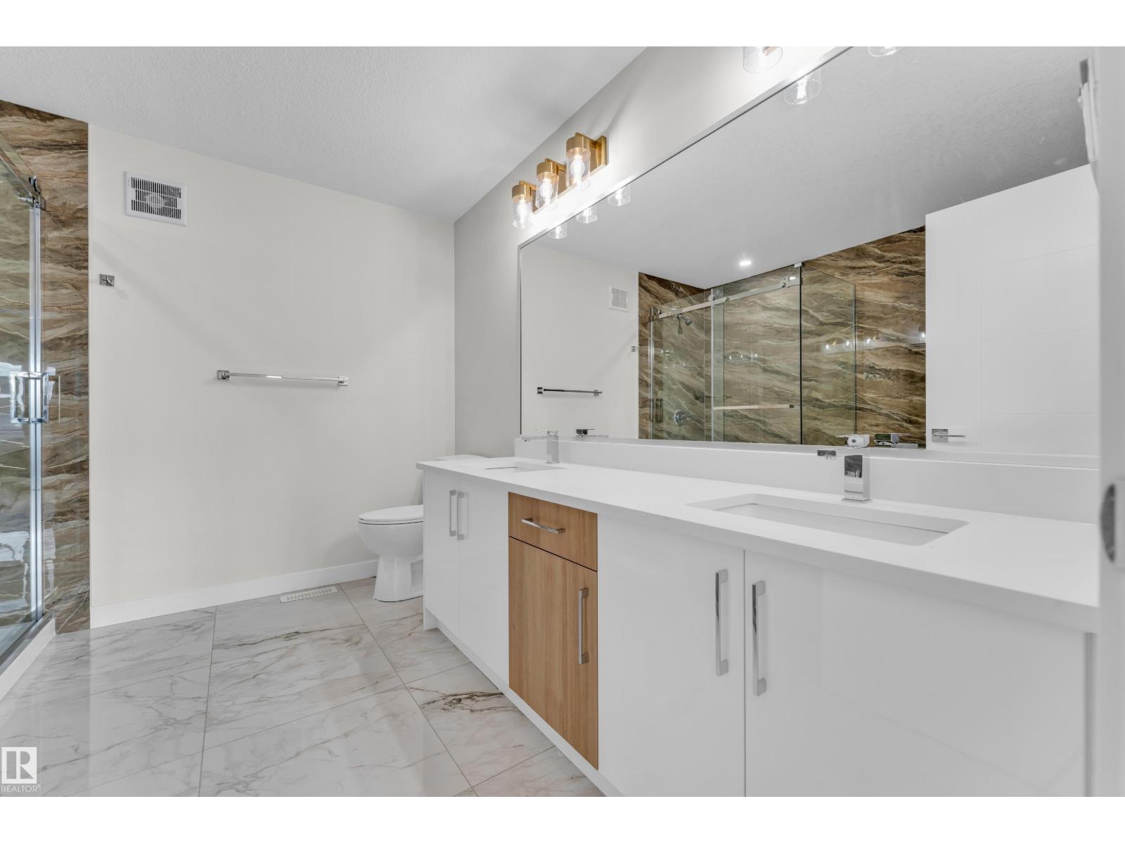 12603 44 ST NW - 38