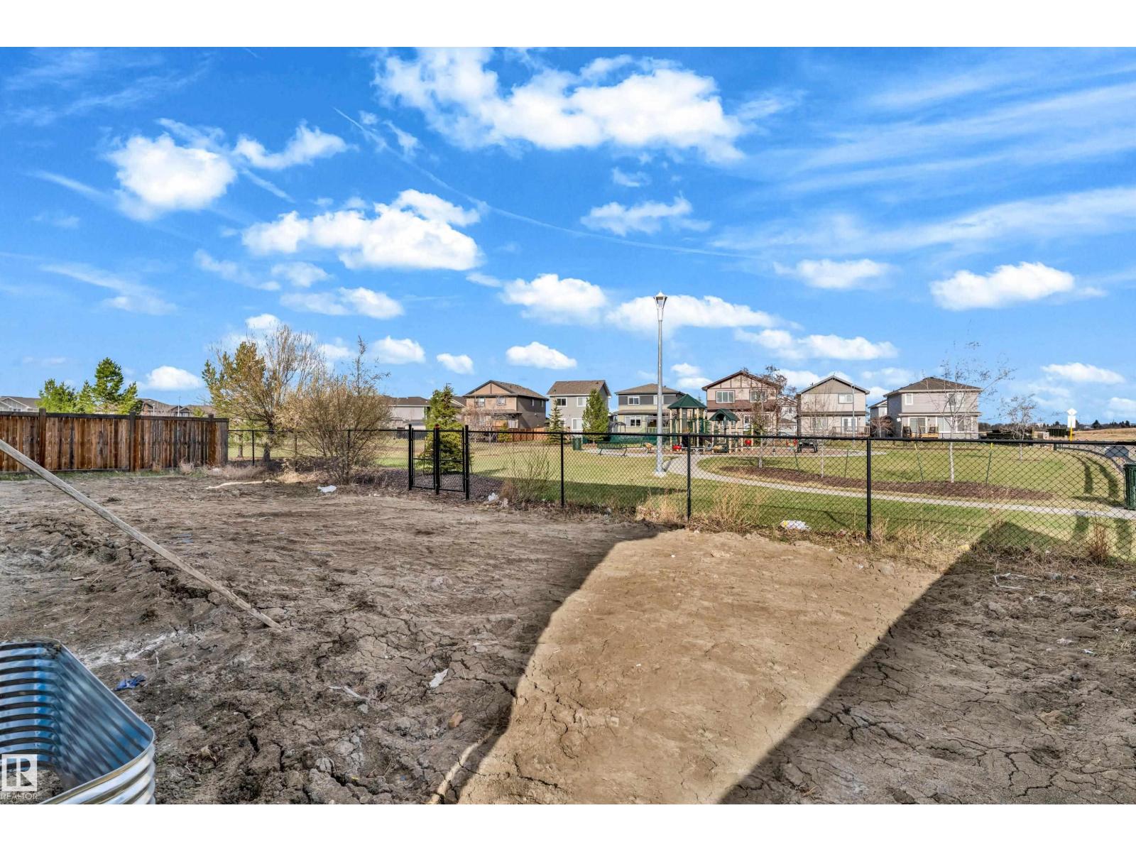 12603 44 ST NW, Edmonton