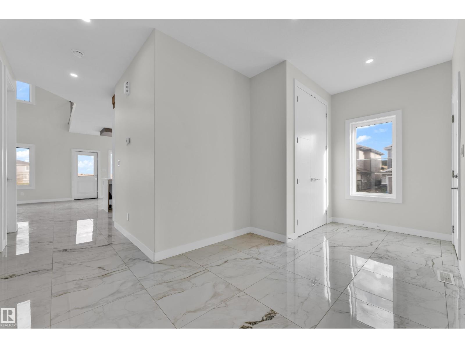 12603 44 ST NW, Edmonton