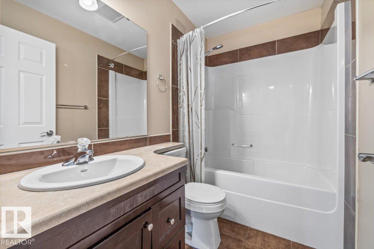 15805 104 AV NW, Edmonton