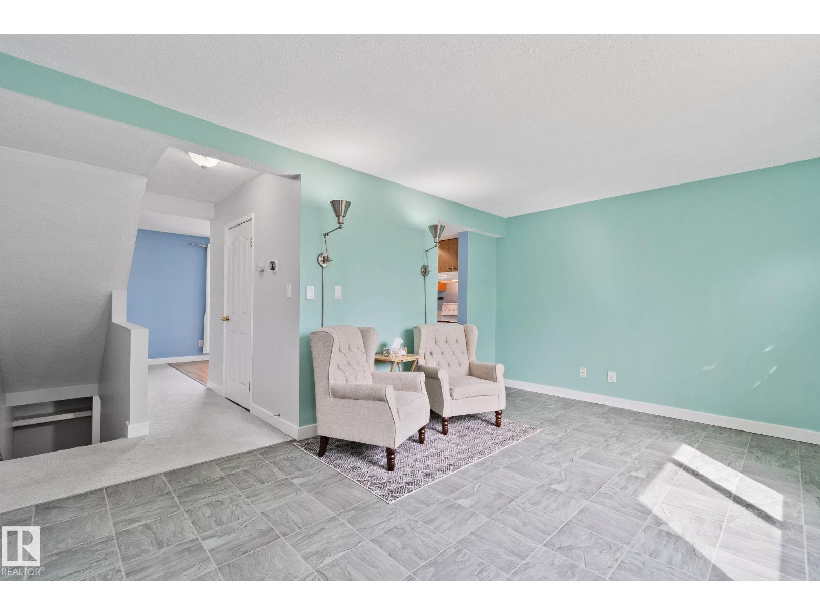 857 Abbottsfield RD NW NW, Edmonton