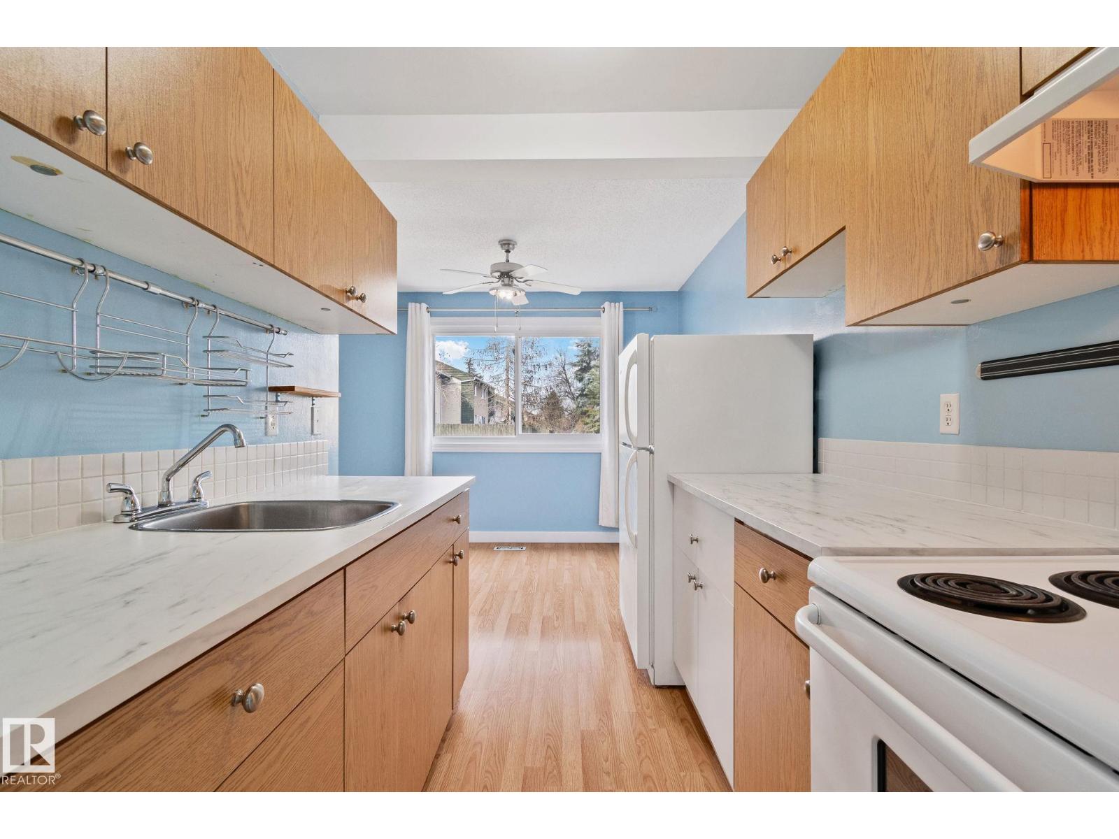 857 Abbottsfield RD NW NW, Edmonton