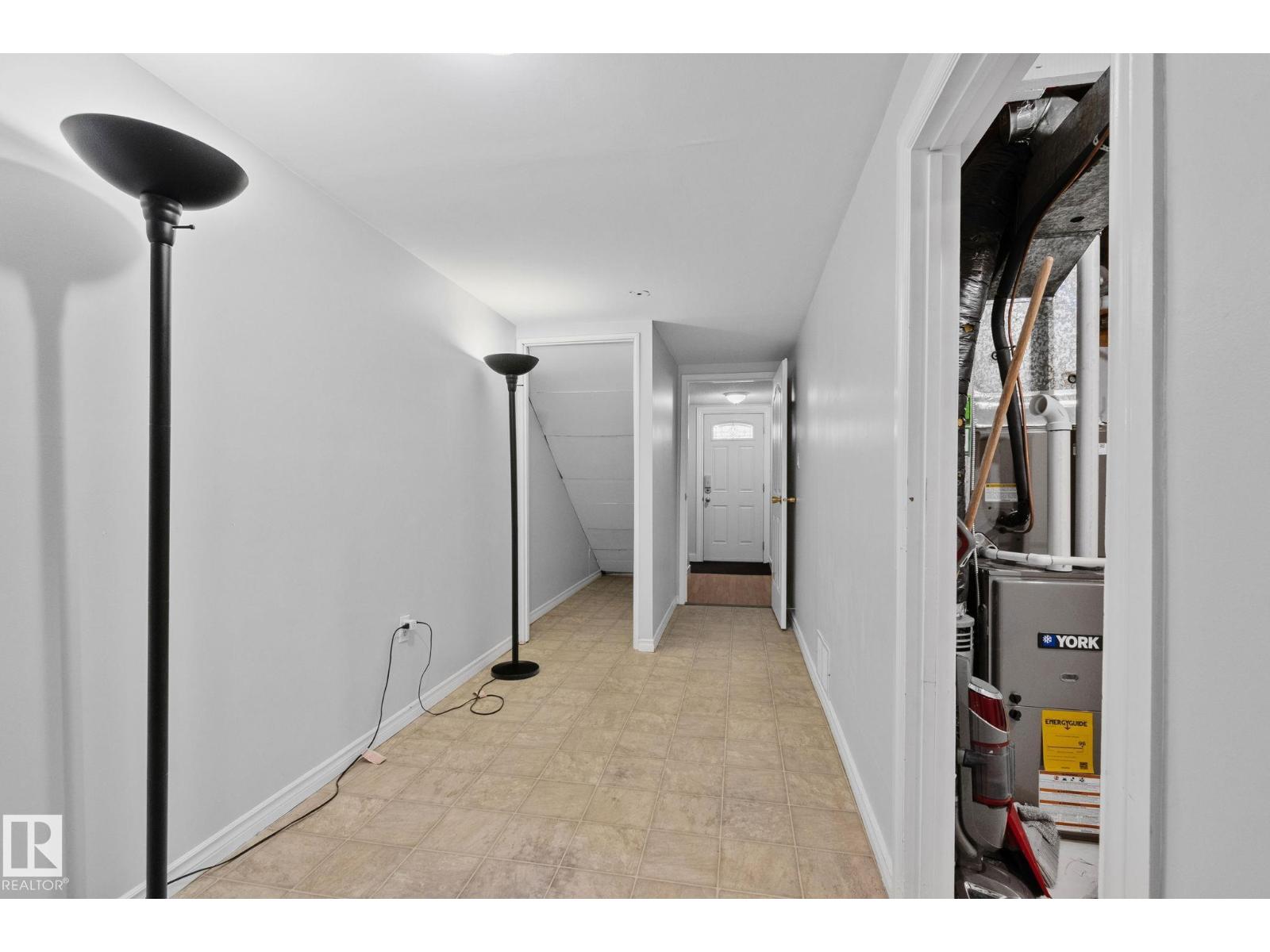 857 Abbottsfield RD NW NW, Edmonton