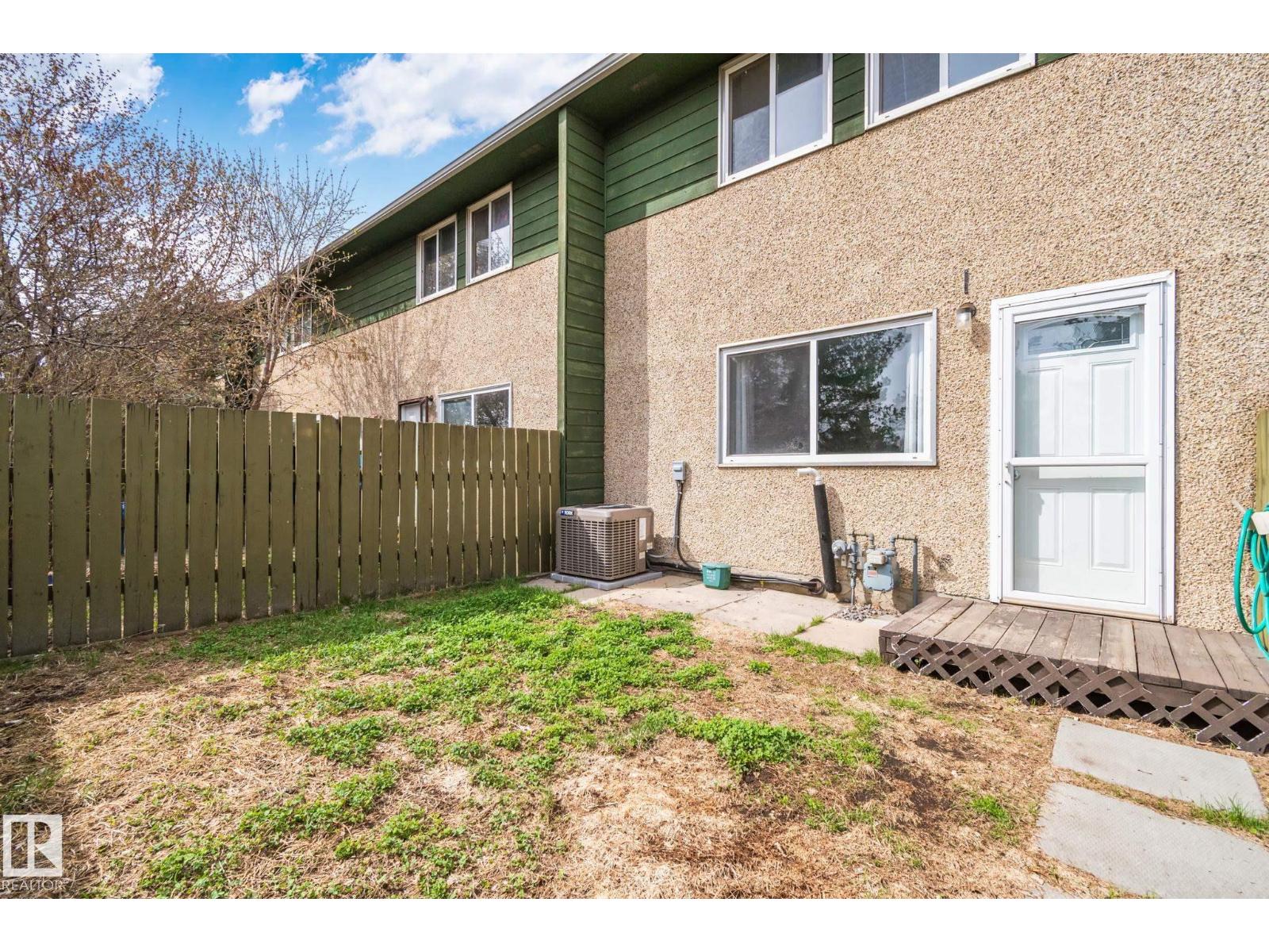 857 Abbottsfield RD NW NW, Edmonton