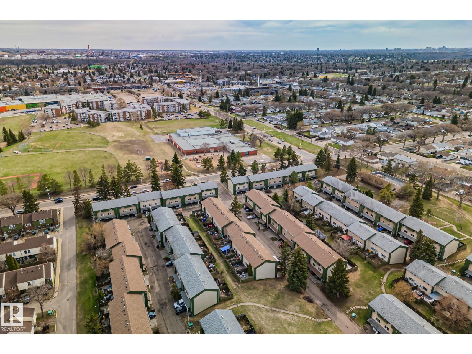 857 Abbottsfield RD NW NW, Edmonton