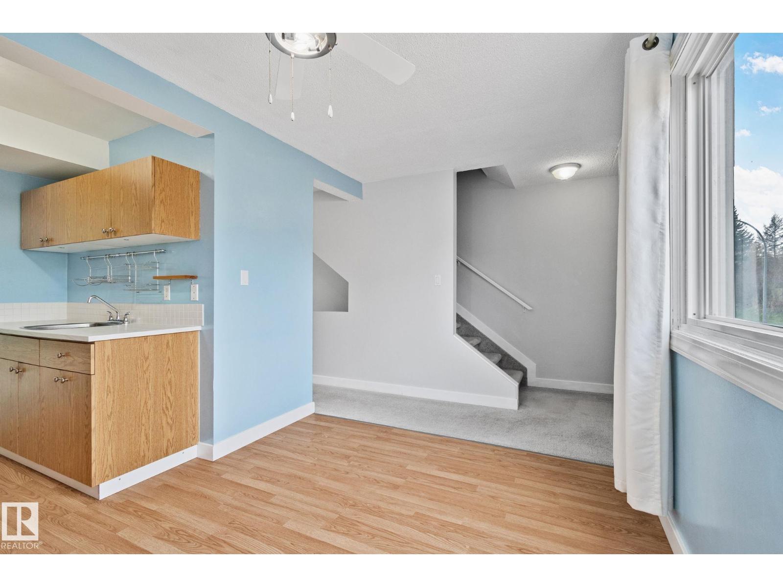 857 Abbottsfield RD NW NW, Edmonton