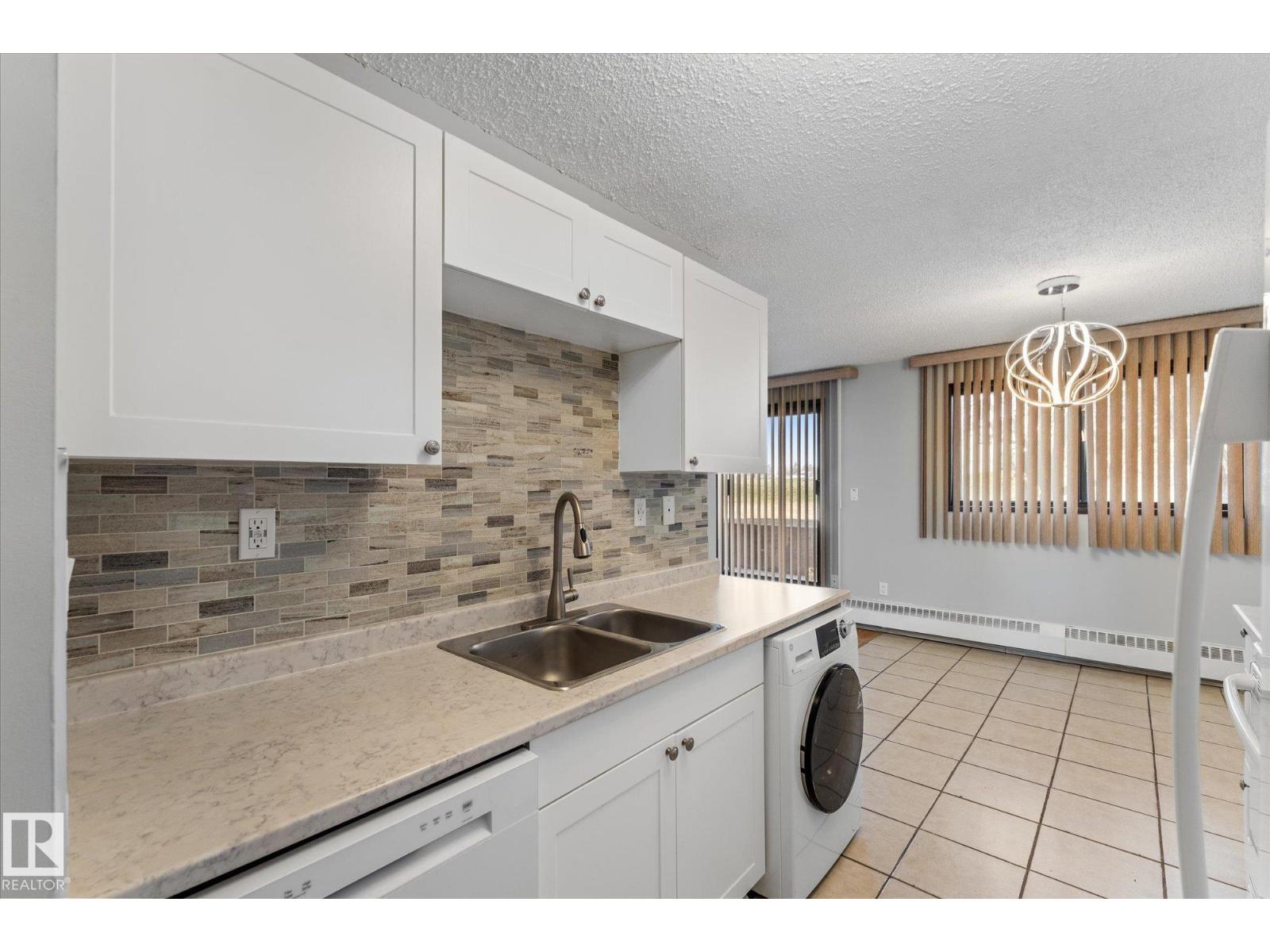 #101 51 BROWN ST - 17