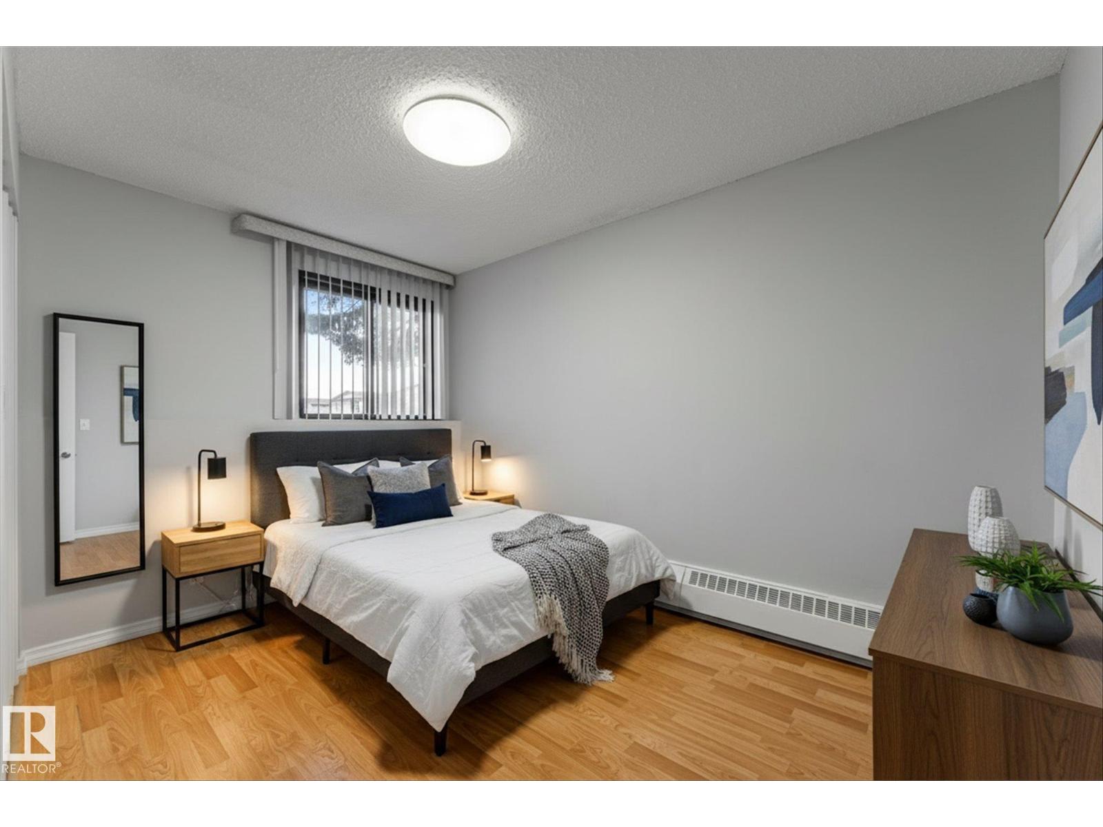 #101 51 BROWN ST - 19