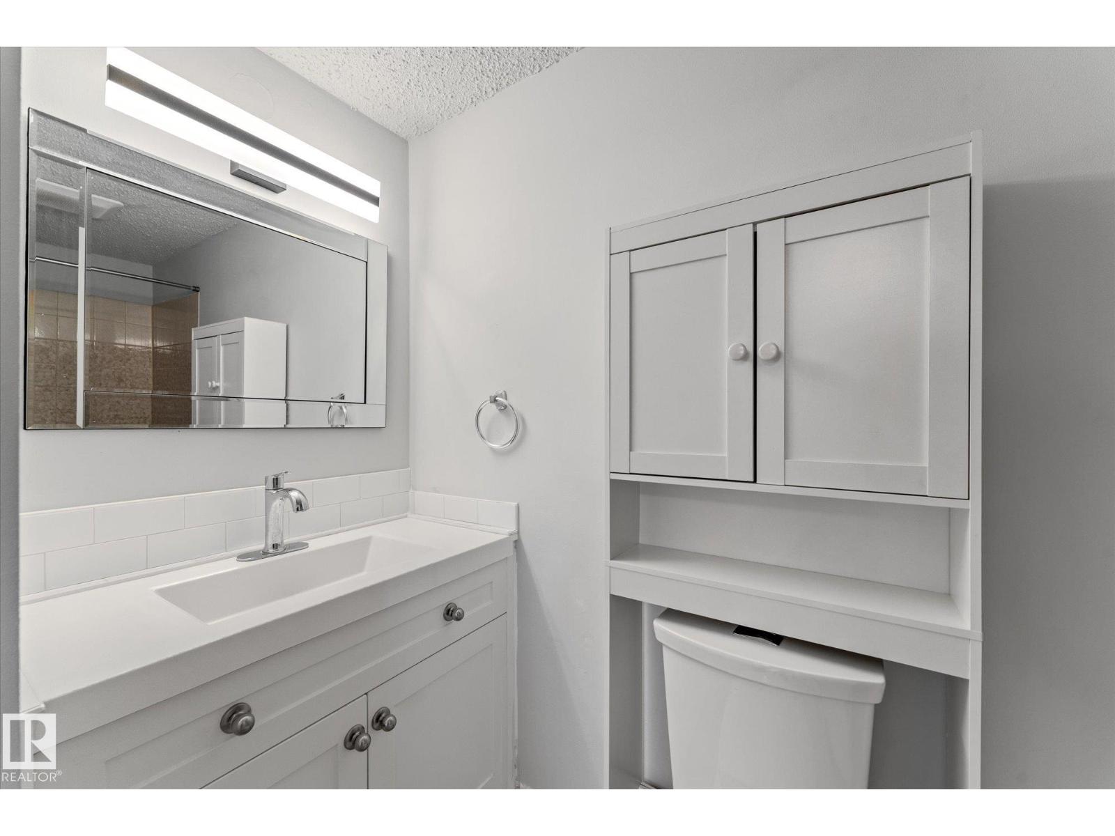 #101 51 BROWN ST - 22