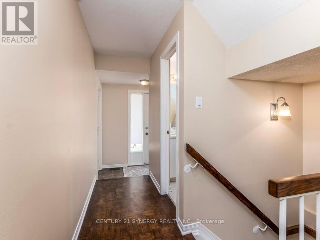 #80 22C MAPLE RIDGE CRESCENT - 4