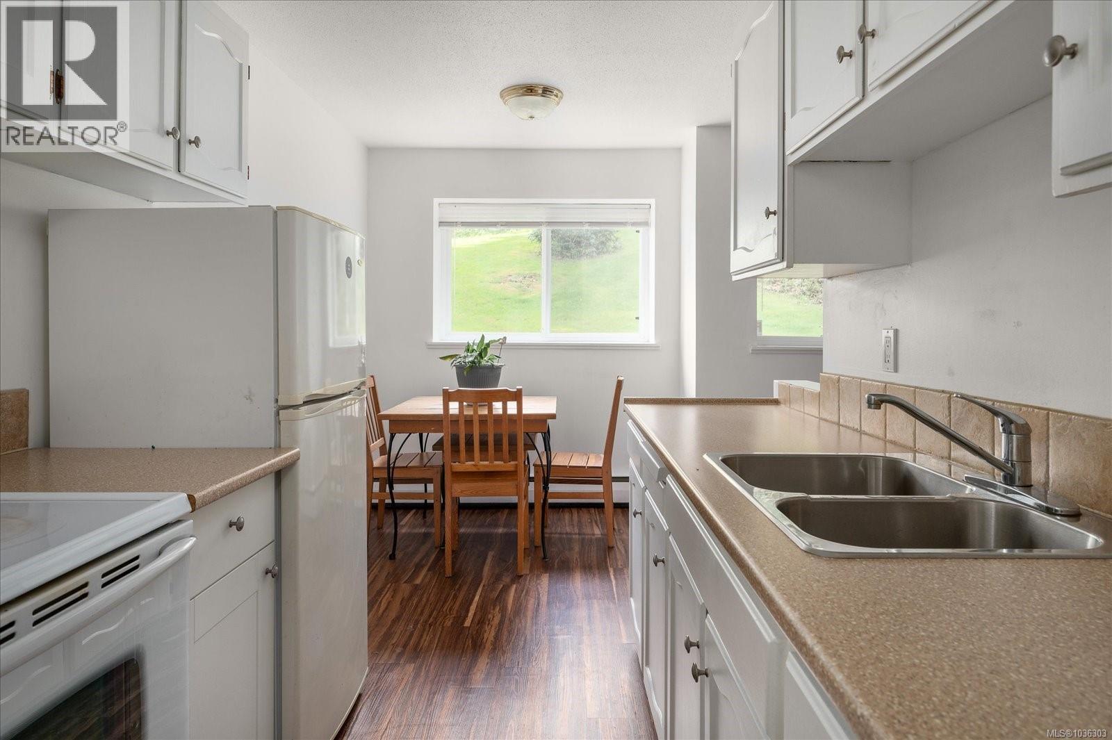 #5104 999 bowen Rd - 16